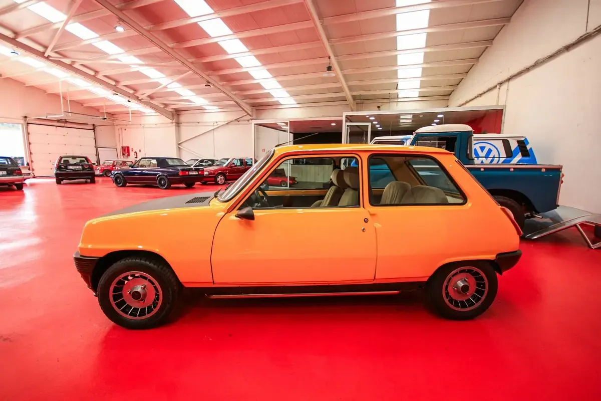 Usado Renault R5 91 CV (66 kW) 1981 Amarillo Utilitario