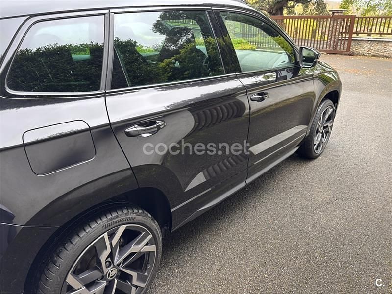 Usado Skoda Karoq SportLine 150 CV (110 kW) 2024 Negro SUV