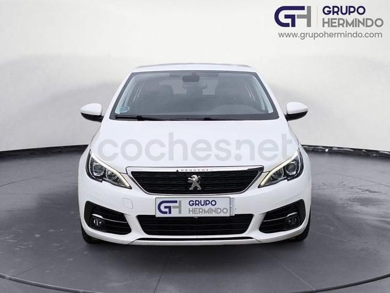 Usado Peugeot 308 Active 130 CV (95 kW) 2022 Blanco Berlina