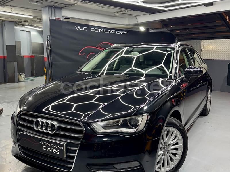 Negro Usado 2013 Audi A3 Attraction Berlina | 10.499 € (Precio justo) - Imagen 1/4
