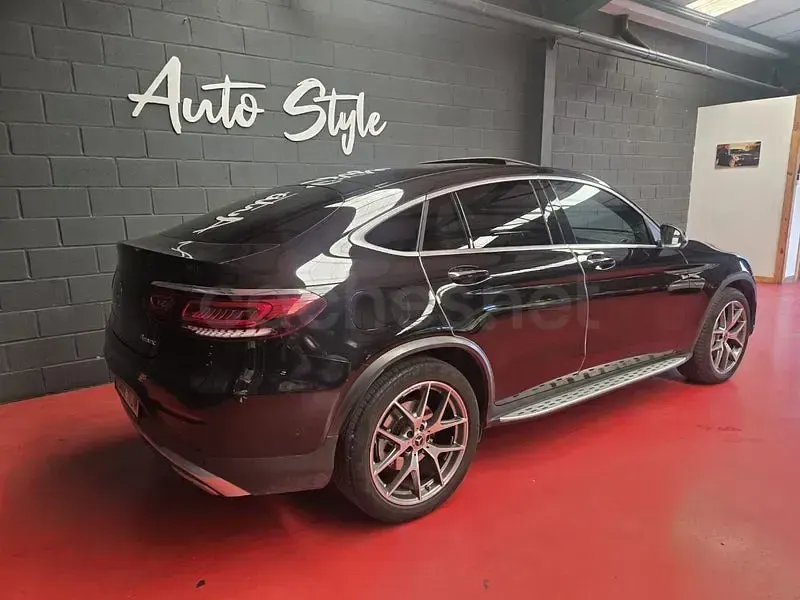 Usado Mercedes GLC300de 306 CV (225 kW) 2021 Negro Coupe