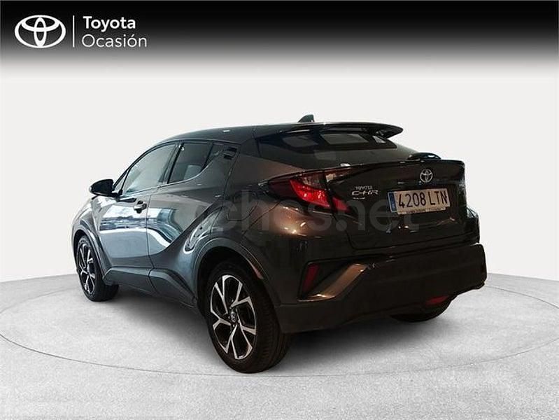 Usado Toyota C-HR Advance 122 CV (89 kW) 2021 Gris / plata SUV