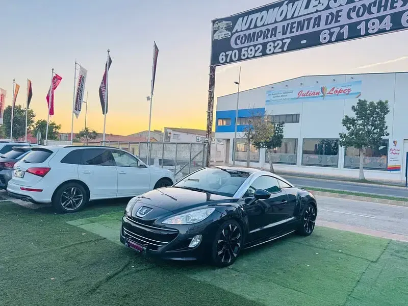 Usado Peugeot RCZ 200 CV (147 kW) 2011 Negro Coupe