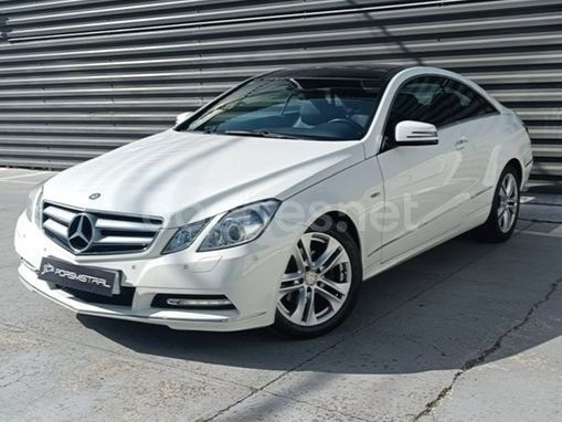 Blanco Usado 2011 Mercedes E220 Elegance Coupe | 13.900 € (Caro) - Imagen 1/4