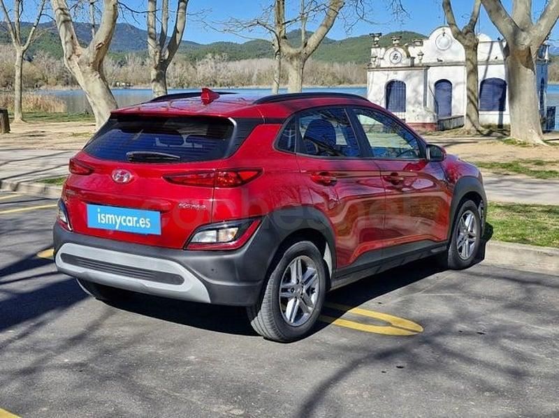 Usado Hyundai Kona 120 CV (88 kW) 2021 Rojo SUV