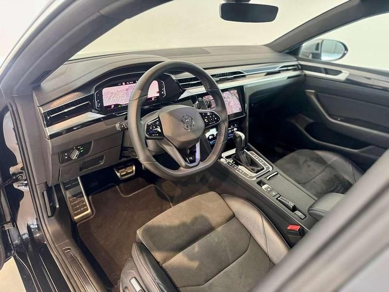 Usado VW Arteon R 320 CV (235 kW) 2022 Negro Familiar