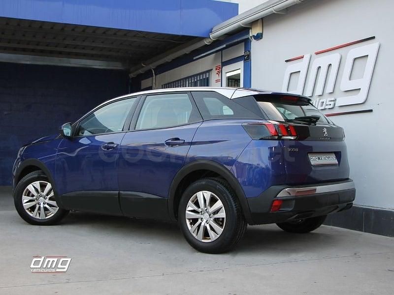 Usado Peugeot 3008 Active 131 CV (96 kW) 2017 Azul SUV