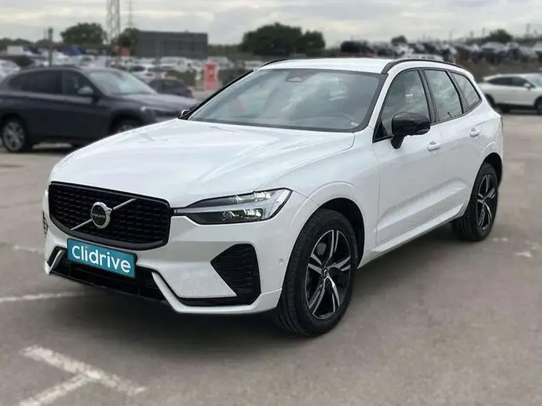 Usado Volvo XC60 R-Design 197 CV (144 kW) 2022 Blanco SUV