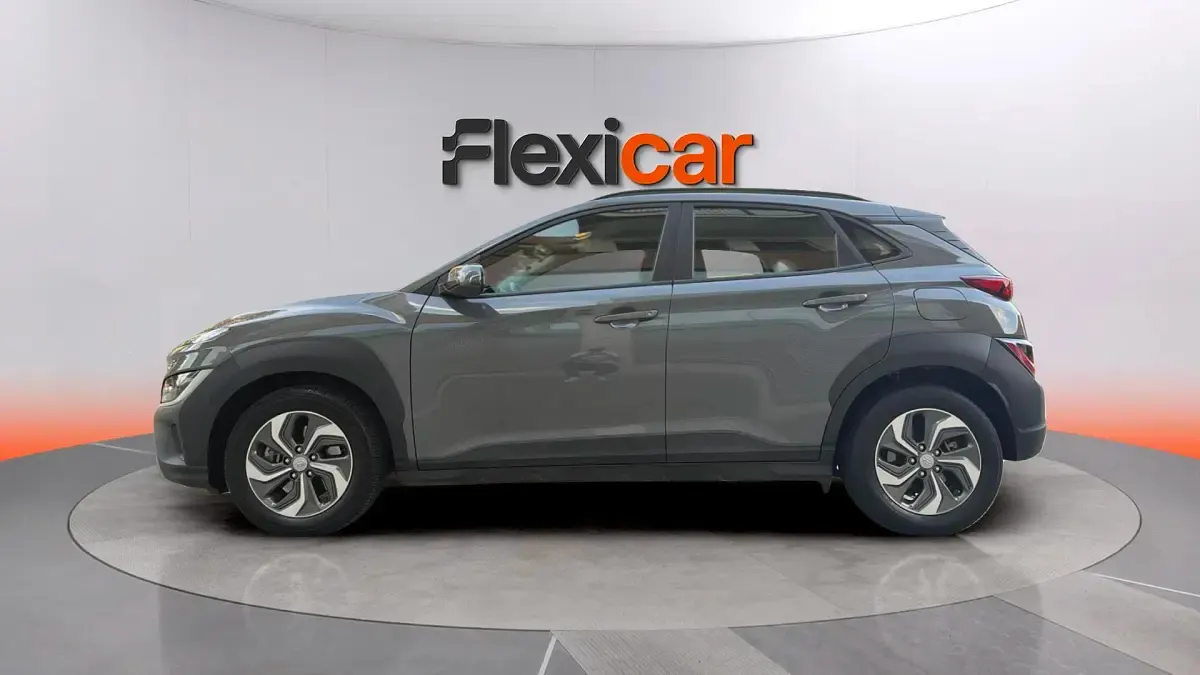 Usado Hyundai Kona 136 CV (100 kW) 2021 Gris SUV
