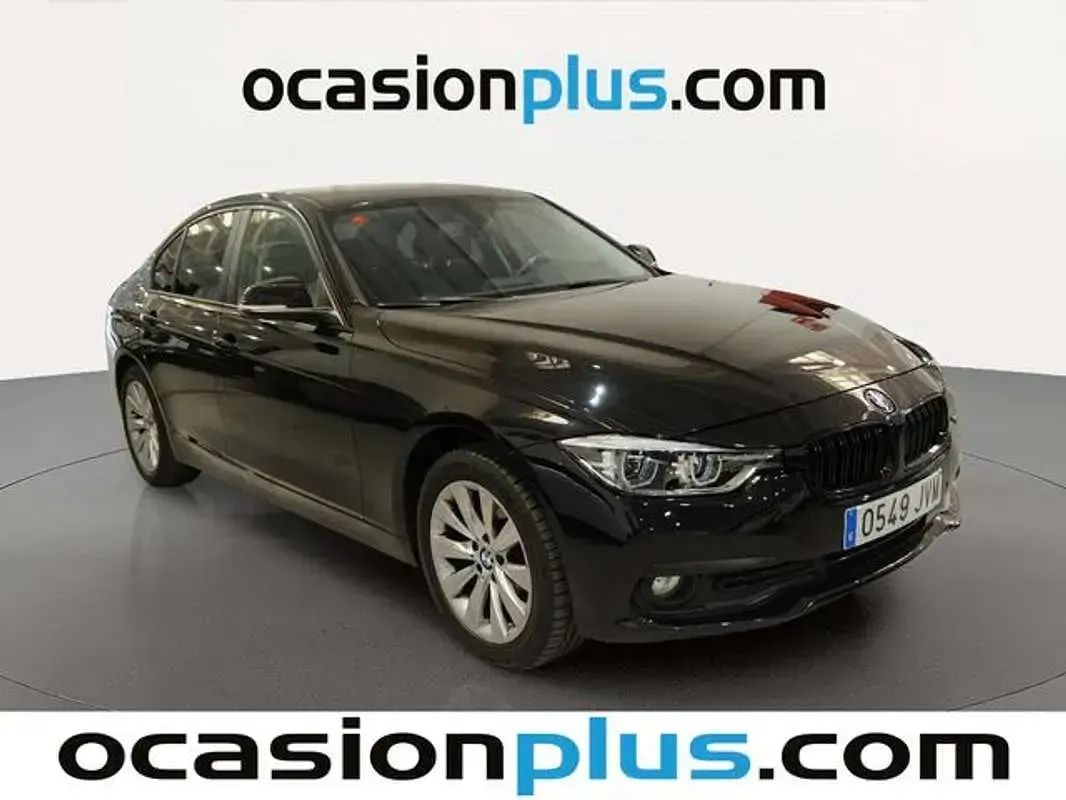 Używany BMW 318 150 KM (110 kW) 2016 Czarny Sedan/Limuzyna