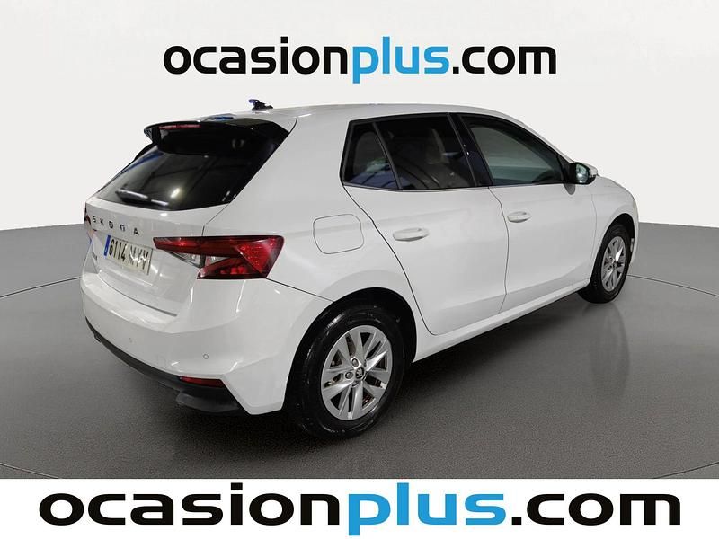 Usado Skoda Fabia Selection 95 CV (69 kW) 2025 Blanco Utilitario