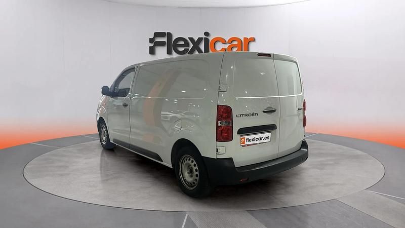 Usado Citroën Jumpy 120 CV (88 kW) 2024 Blanco Monovolumen