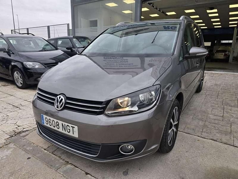 Usado VW Touran Edition 105 CV (77 kW) 2011 Gris Monovolumen