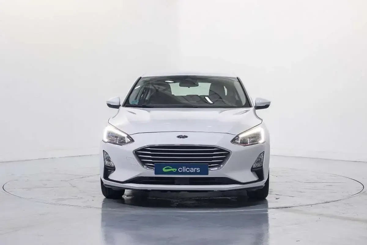 Usado Ford Focus Trend+ 120 HP (88 kW) 2022 Branco Citadino