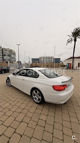 Usado BMW 320 177 CV (130 kW) 2010 Blanco Coupe
