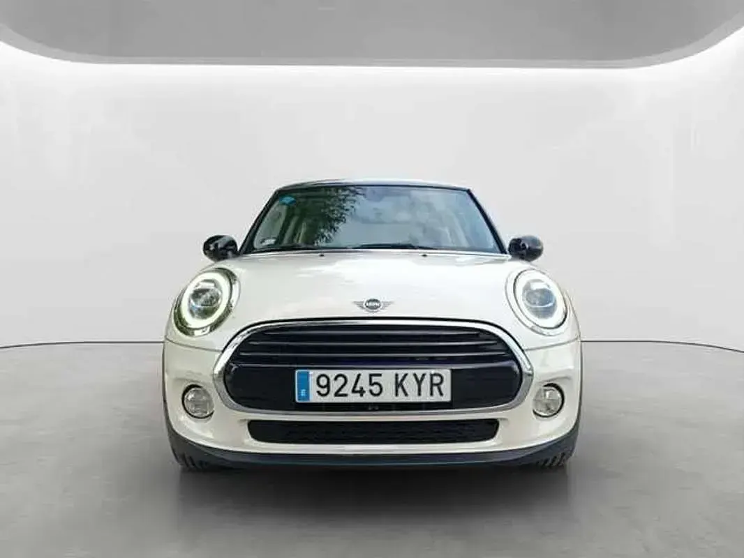 Usado Mini Cooper D 116 CV (85 kW) 2019 Blanco Utilitario