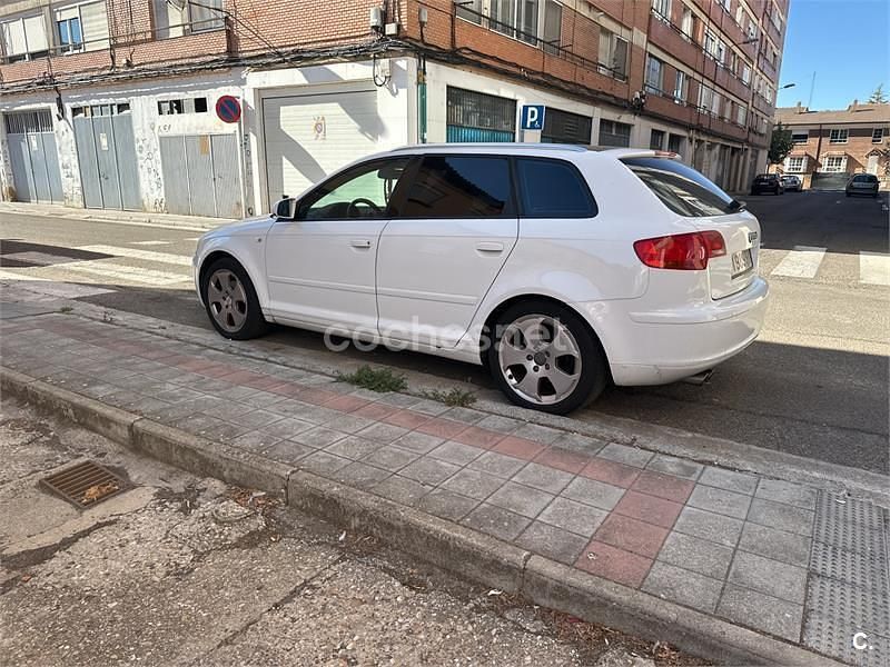 Usado Audi A3 Ambiente 160 CV (117 kW) 2007 Blanco Berlina