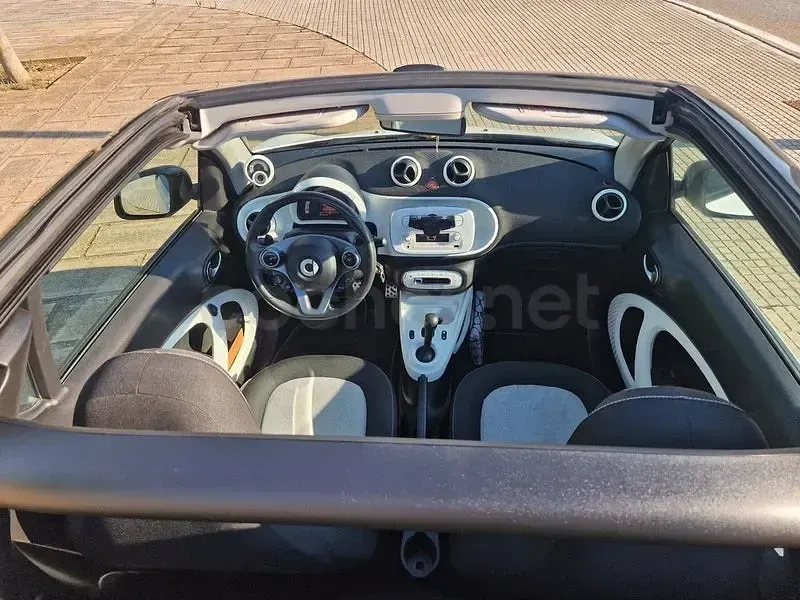 Usado Smart ForTwo Cabrio 90 CV (66 kW) 2018 Blanco Descapotable