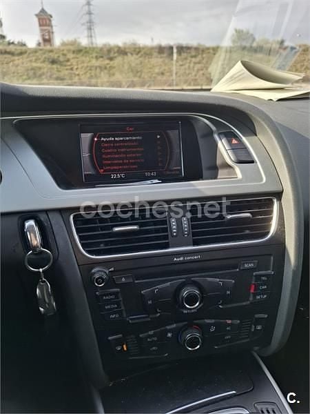 Usado Audi A4 136 CV (100 kW) 2010 Blanco Berlina