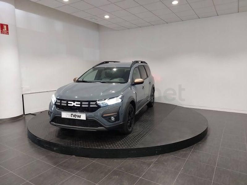 Usado Dacia Jogger 110 CV (80 kW) 2025 Gris / plata Monovolumen