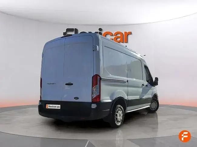 Usado Ford Transit 131 HP (96 kW) 2017 Branco Sedan