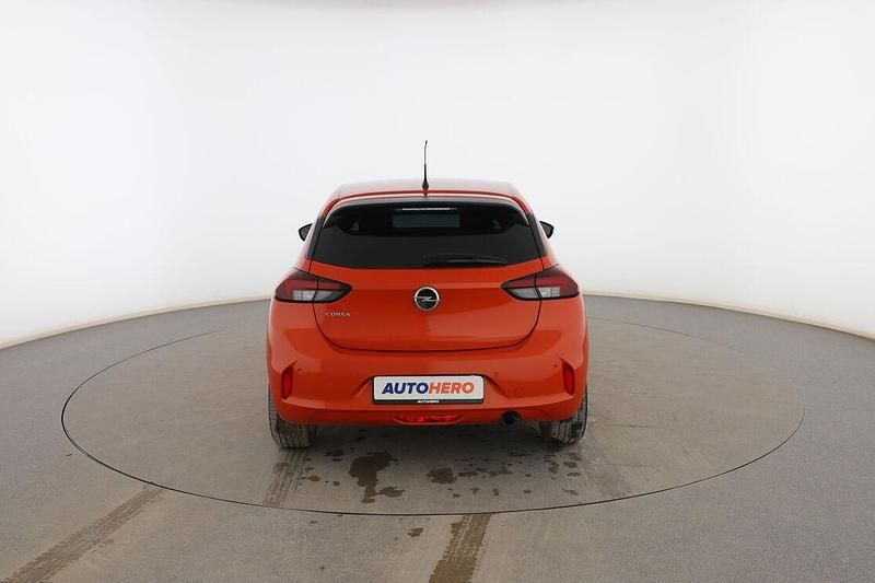 Usado Opel Corsa Edition 101 CV (74 kW) 2020 Naranja Utilitario