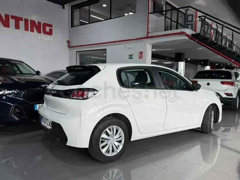 Usado Peugeot 208 Active 100 CV (73 kW) 2022 Blanco Utilitario