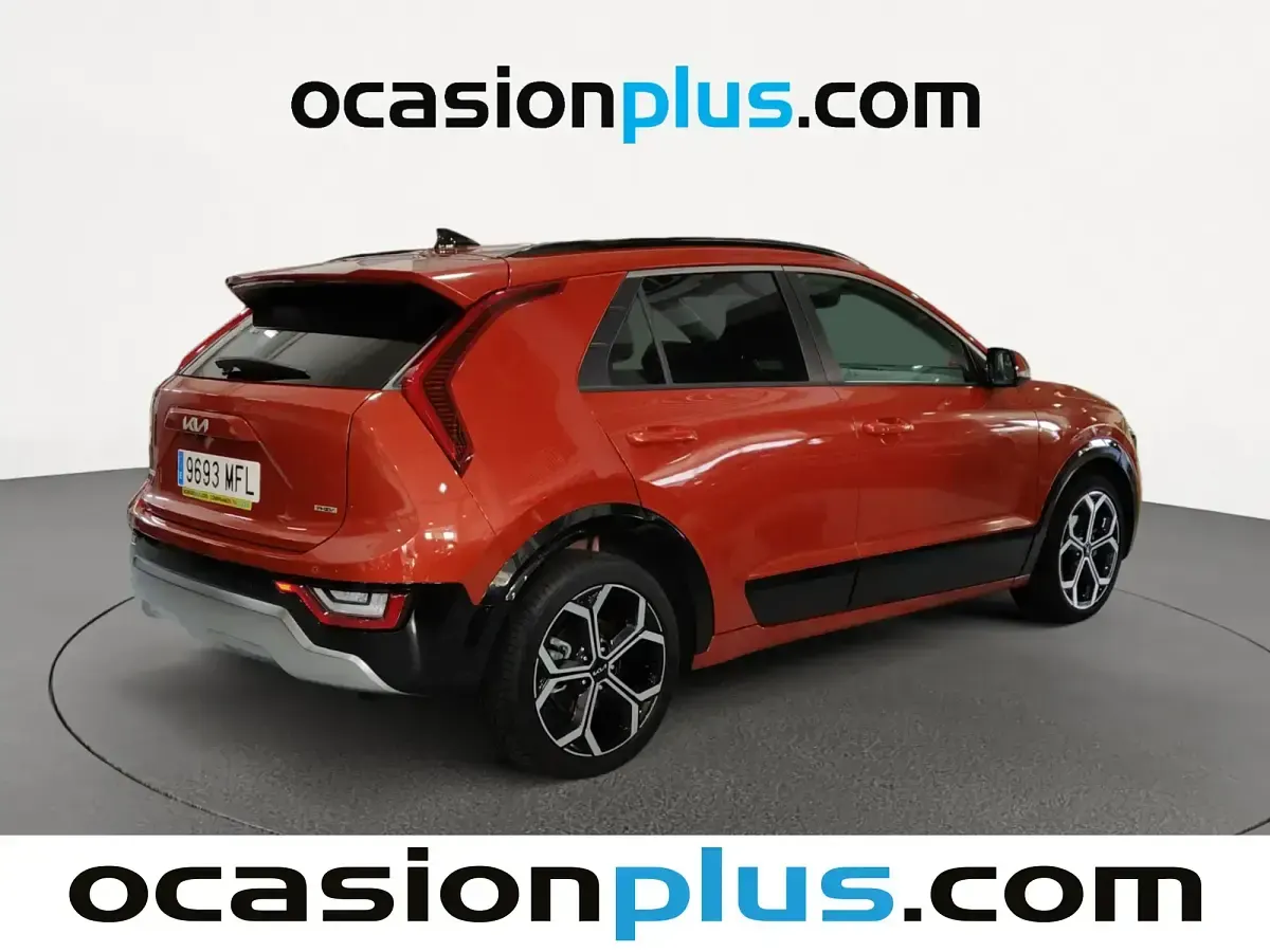 Używany Kia Niro 183 KM (134 kW) 2023 Pomarańczowy SUV