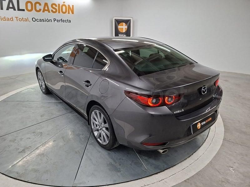 Usado Mazda 3 140 CV (102 kW) 2025 Gris / plata Berlina