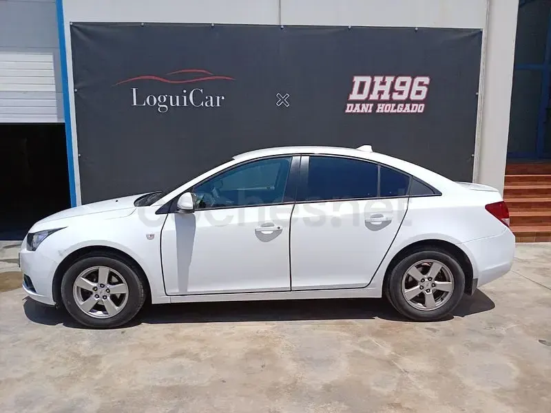 Usado Chevrolet Cruze LS 124 CV (91 kW) 2011 Blanco Berlina
