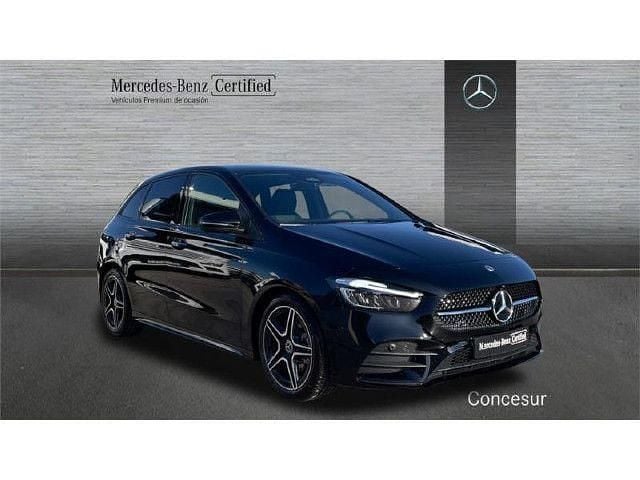Usado Mercedes B250e AMG line 218 CV (160 kW) 2024 Gris montaña Monovolumen