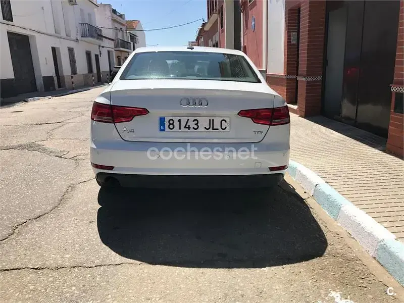 Usado Audi A4 150 CV (110 kW) 2016 Blanco Berlina