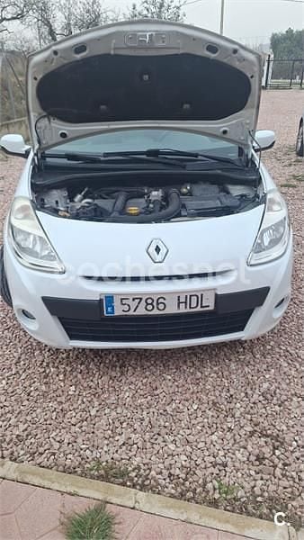 Usado Renault Clio II Business 75 CV (55 kW) 2011 Blanco Berlina
