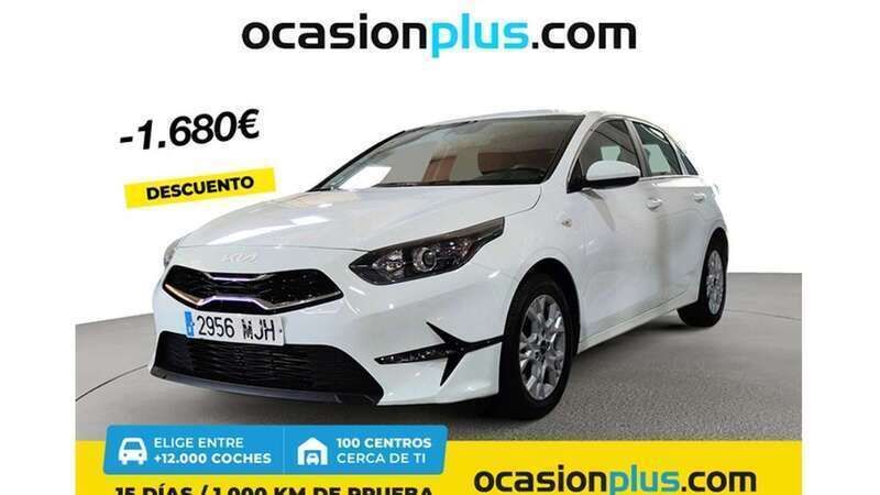 Blanco Usado 2023 Kia Ceed Utilitario | 16.082 € (Precio justo) - Imagen 1/4