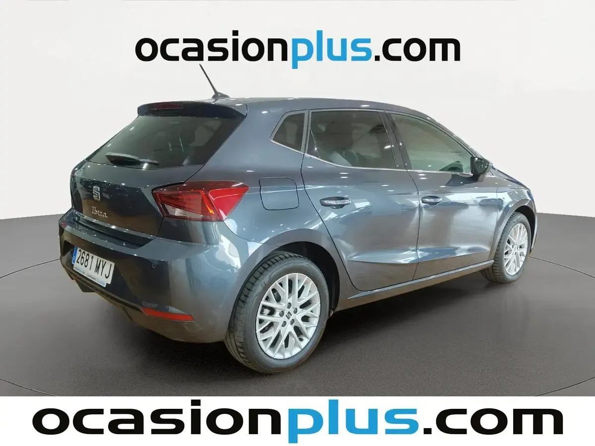 Usado Seat Ibiza XCELLENCE 116 CV (85 kW) 2025 Gris Utilitario