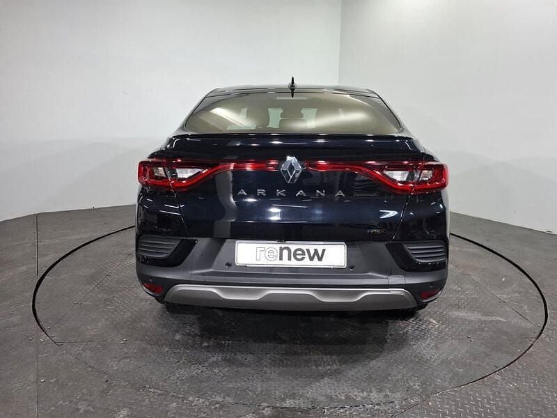 Usado Renault Arkana Techno 145 CV (106 kW) 2023 Negro SUV