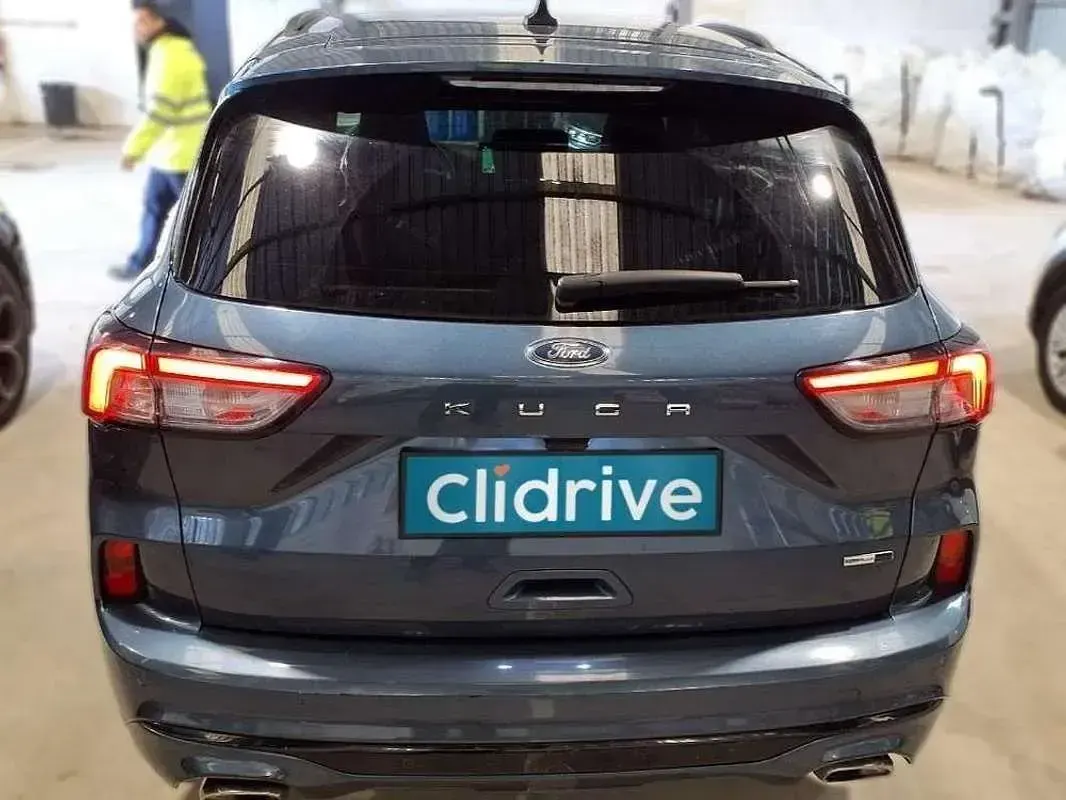 Usado Ford Kuga ST-Line 150 CV (110 kW) 2021 Azul SUV