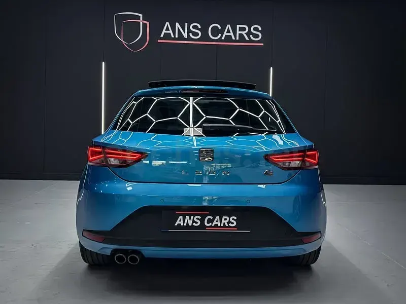 Usado Seat Leon FR 150 CV (110 kW) 2014 Azul Berlina