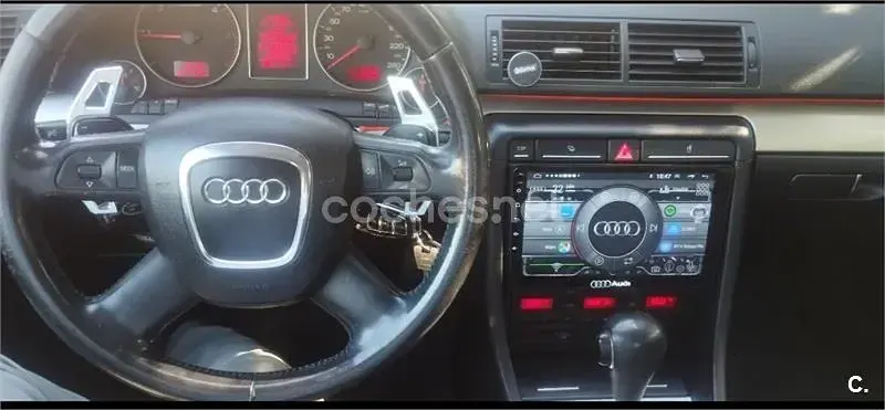 Usado Audi A4 140 CV (102 kW) 2007 Gris / plata Berlina