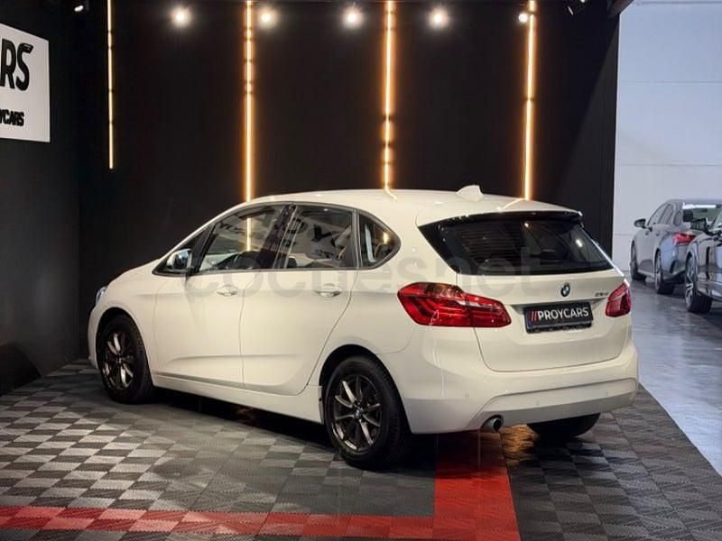 Usado BMW 216 Active Tourer 116 CV (85 kW) 2016 Blanco Monovolumen