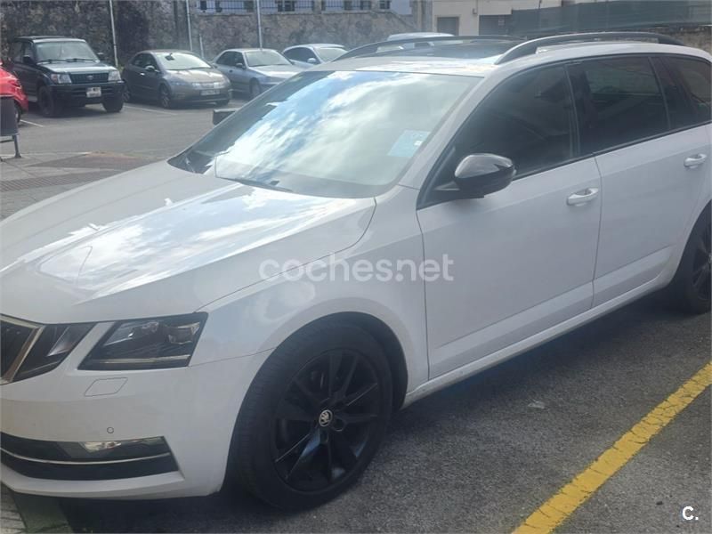 Blanco Usado 2020 Skoda Octavia Style Familiar | 12.200 € (Precio justo) - Imagen 1/4