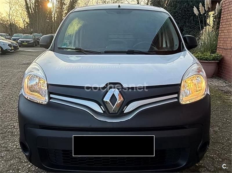Usado Renault Kangoo SE 90 CV (66 kW) 2015 Blanco Familiar