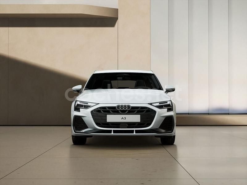 Blanco Nuevo 2025 Audi A3 Sportback e-tron S-Line Berlina | 36.950 € (Precio justo) - Imagen 1/4
