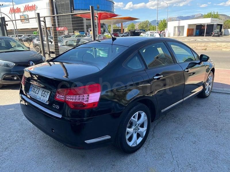 Usado Citroën C5 109 CV (80 kW) 2010 Negro Berlina
