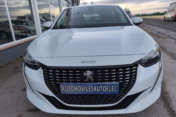 Usado Peugeot 208 Allure 102 CV (75 kW) 2021 Utilitario