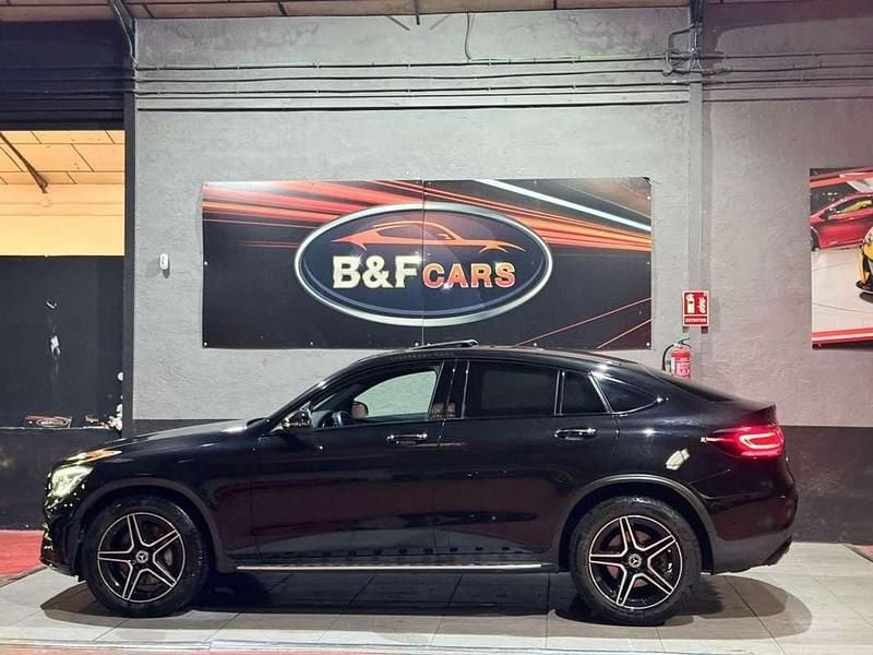 Usado Mercedes GLC300 245 HP (180 kW) 2020 Preto Coupé