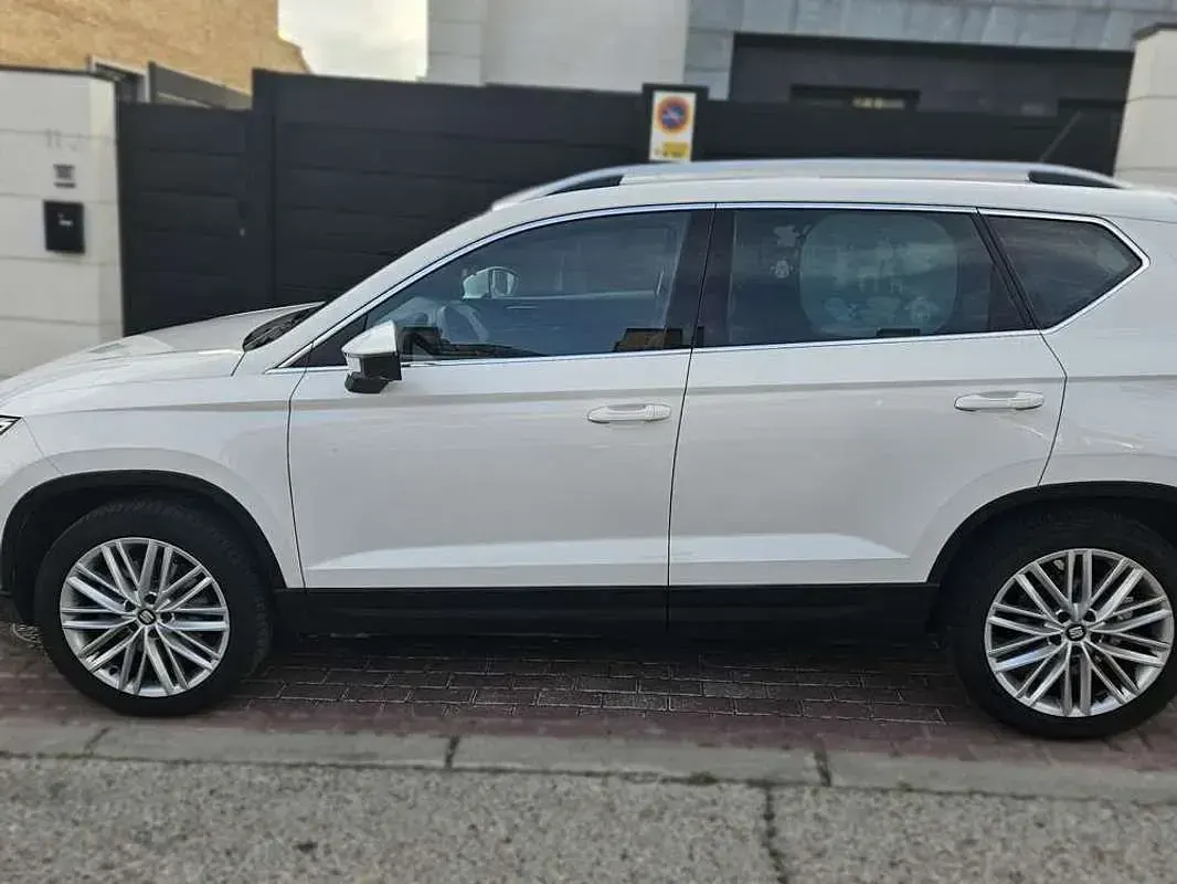 Usado Seat Ateca XCELLENCE 150 CV (110 kW) 2017 Blanco SUV