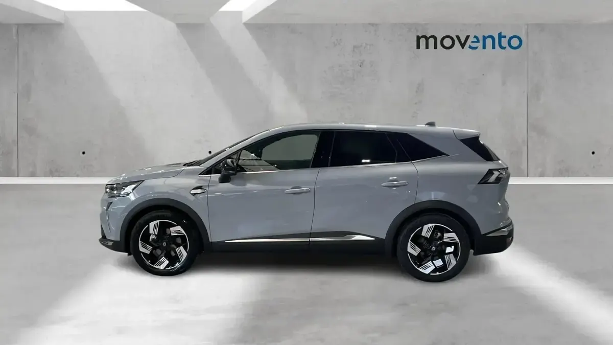 Usado Renault Symbioz Iconic 145 CV (106 kW) 2025 Gris / plata SUV