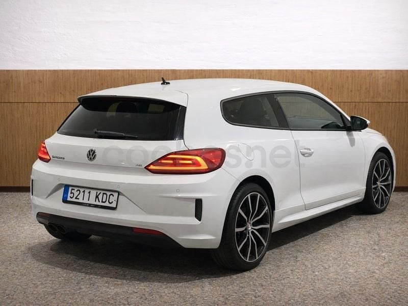 Usado VW Scirocco R-line 125 CV (91 kW) 2017 Blanco Coupe