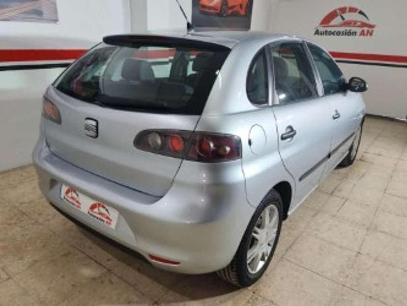 Usado Seat Ibiza 69 HP (50 kW) 2007 Cinzento Citadino